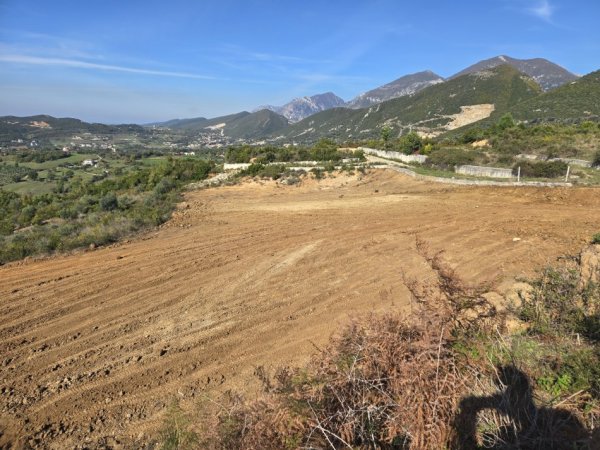 Tirane, shes toke , 5.080 m² 139.000 € (Linze afer Chateau Fassel)