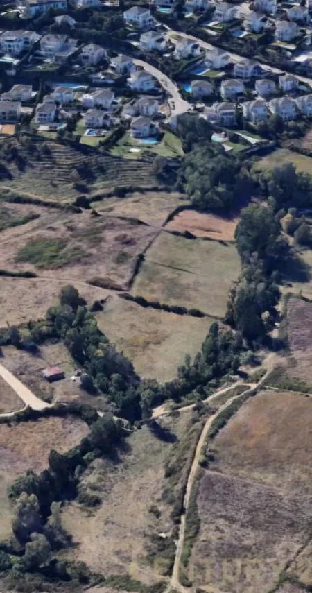 Tirane, shitet toke , 2.800 m² 530.000 € (Lundër)