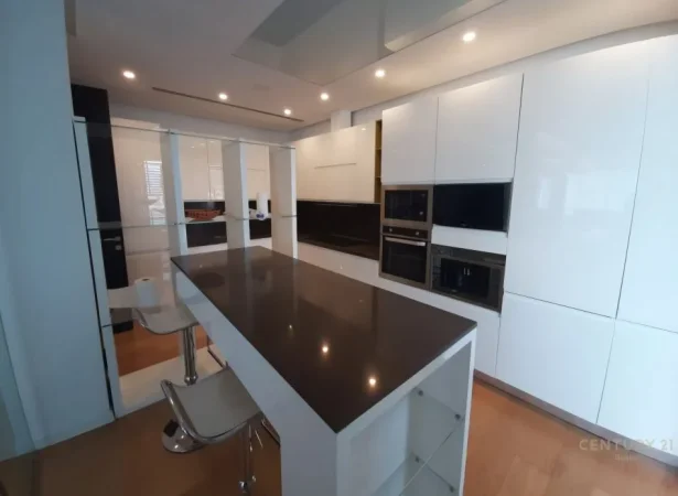 Tirane, shitet apartament+verande | Penthouse 4+1 Kati 7, 469 m² 850.000 € (Kopshti Botanik)
