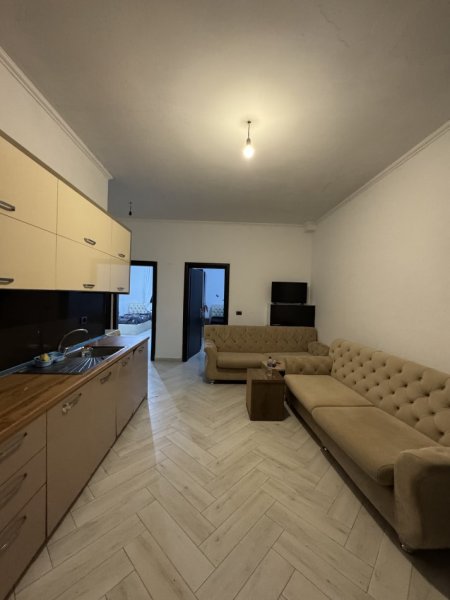 Tirane, jepet me qera apartament 2+1+Ballkon Kati 0, 106 m² 370 € (Rruga Jordan Misja)