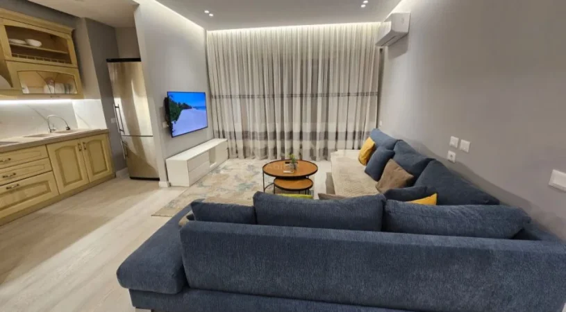 Tirane, shitet apartament 2+1 Kati 1, 112 m² 270.000 € (Rruga Barrikadave)