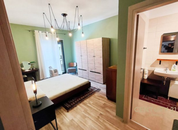 Tirane, shitet apartament 2+1 Kati 3, 107 m² 195.000 € (Unaza e Re)