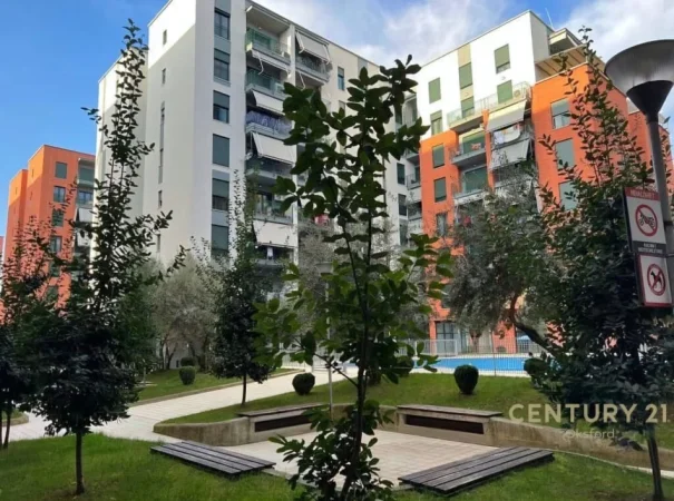 Tirane, shitet apartament 2+1 Kati 3, 107 m² 195.000 € (Unaza e Re)