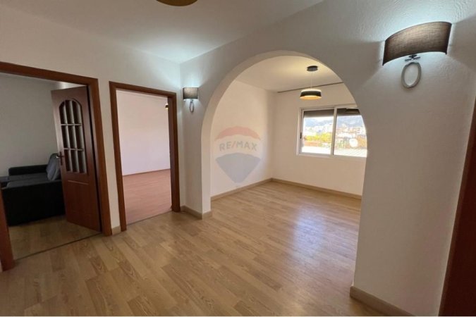 Tirane, shes apartament 3+1 Kati 4, 94 m² 145.000 € (APARTAMENT 3+1 PER SHITJE TE GJIMNAZI PARTIZANI!)