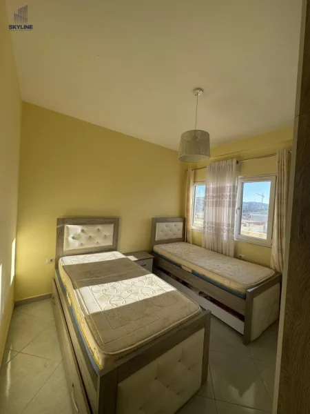 Tirane, jepet me qera apartament 2+1 Kati 5, 400 € (Astir)