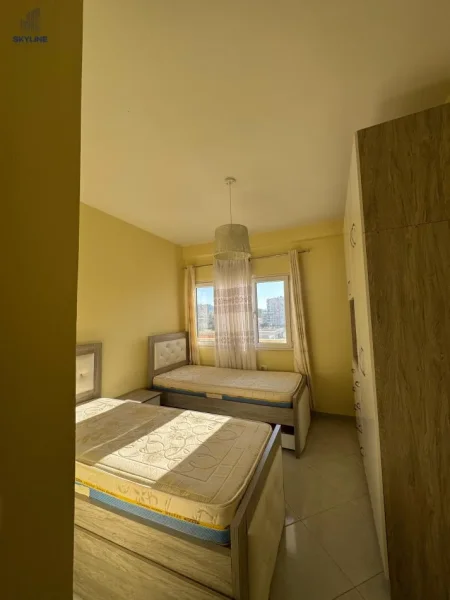 Tirane, jepet me qera apartament 2+1 Kati 5, 400 € (Astir)