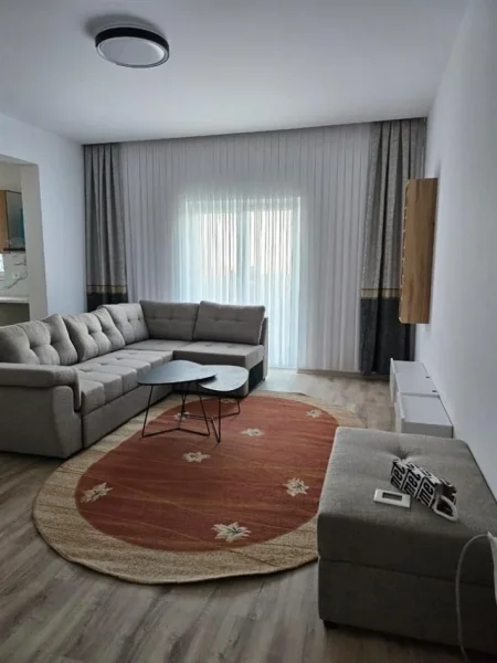 Tirane, jepet me qera apartament 3+1+Ballkon Kati 2, 120 m² 700 € (RRUGA IZET DEDA)