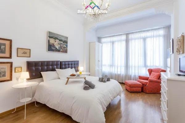 Tirane, jepet me qera apartament 2+1 Kati 10, 85 m² 500 € (golden park)
