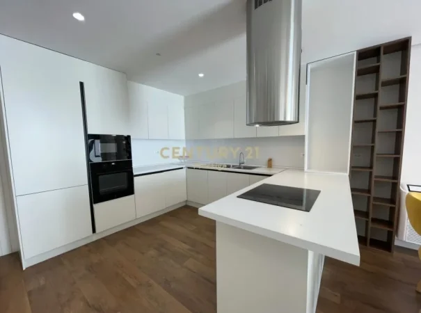 Tirane, shitet apartament 3+1+Ballkon Kati 9, 153 m² 624.000 € (Rruga e Elbasanit)