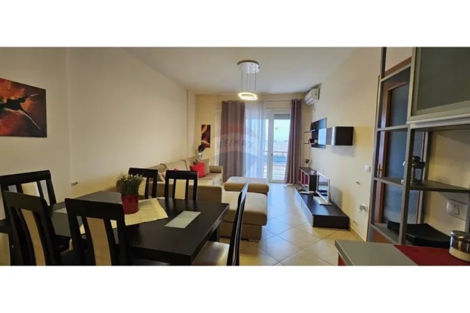 Tirane, jepet me qera apartament 1+1 Kati 6, 63 m² 550 € (Don Bosko)