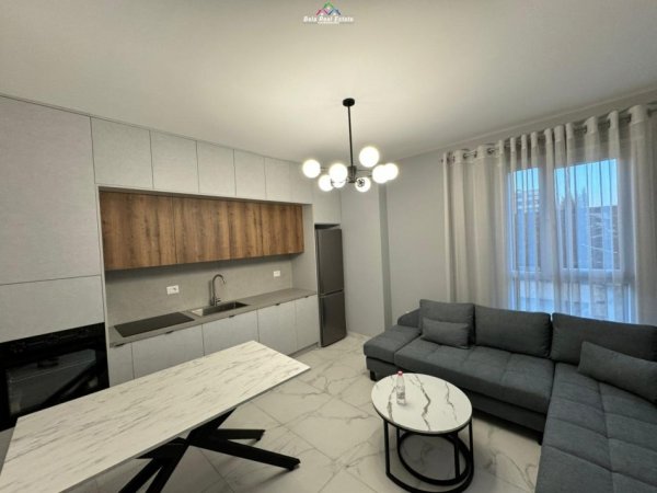 Tirane, jepet me qera apartament 2+1 Kati 2, 90 m² 750 € (Don Bosko)