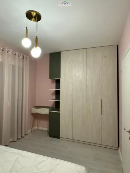 Tirane, jepet me qera apartament 2+1 Kati 2, 90 m² 750 € (Don Bosko)