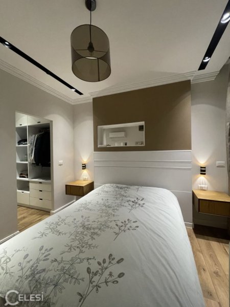 Shqiperi, jepet me qera apartament 2+1+Ballkon Kati 7, 83 m² 750 € (BRRYLI)