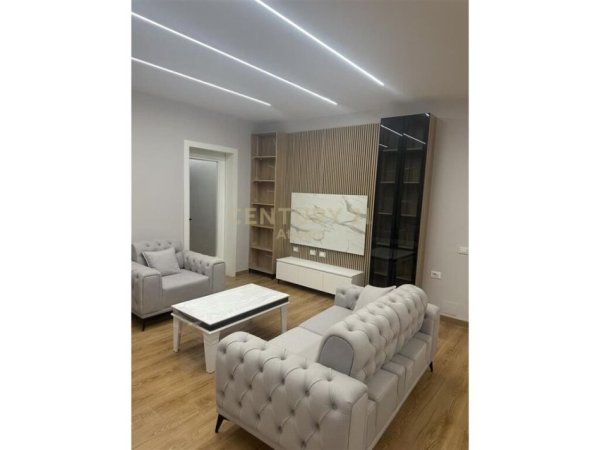 Tirane, shitet apartament 2+1 Kati 3, 91 m² 180.000 € (KODRA E DIELLIT)
