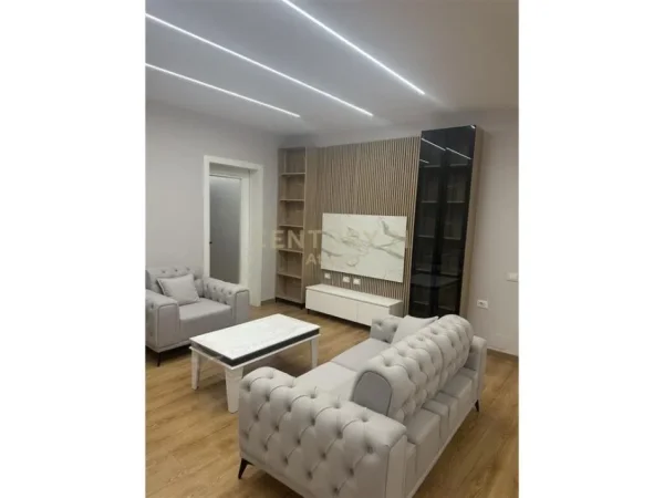 Tirane, shitet apartament 2+1 Kati 3, 91 m² 180.000 € (KODRA E DIELLIT)