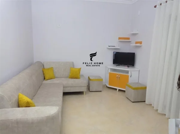 Tirane, jepet me qera apartament 2+1 Kati 2, 80 m² 600 € (PORCELANI)