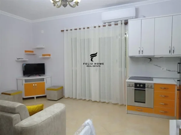 Tirane, jepet me qera apartament 2+1 Kati 2, 80 m² 600 € (PORCELANI)