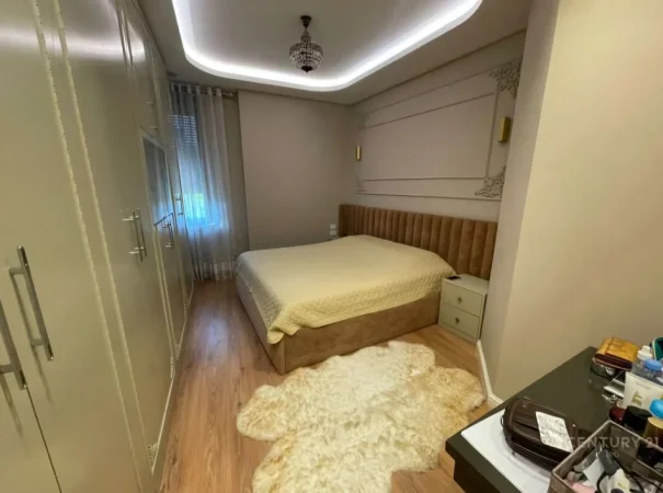 Tirane, shitet apartament 3+1 Kati 3, 154.000 m² 540.000 € (Rruga e Elbasanit)