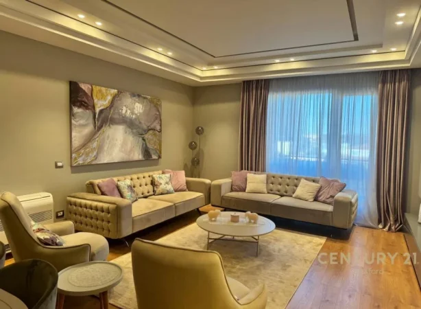 Tirane, shitet apartament 3+1 Kati 3, 181 m² 380.000 € (Ish Fusha Aviacionit)