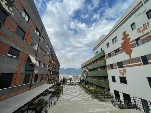 Tirane, jepet me qera apartament 2+1 Kati 2, 91 m² 400 € (Kodra e diellit)