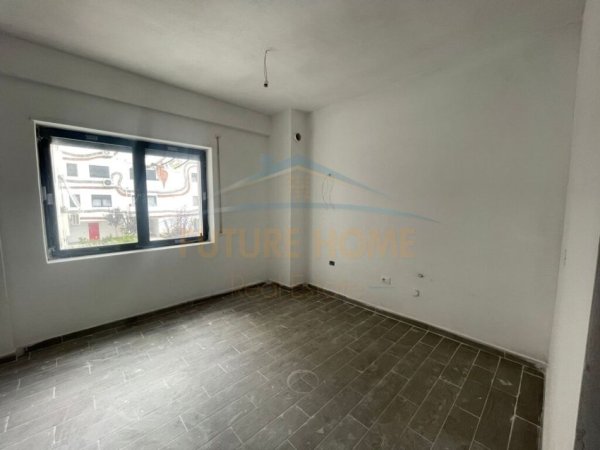 Tirane, jepet me qera apartament 2+1 Kati 2, 91 m² 400 € (Kodra e diellit)