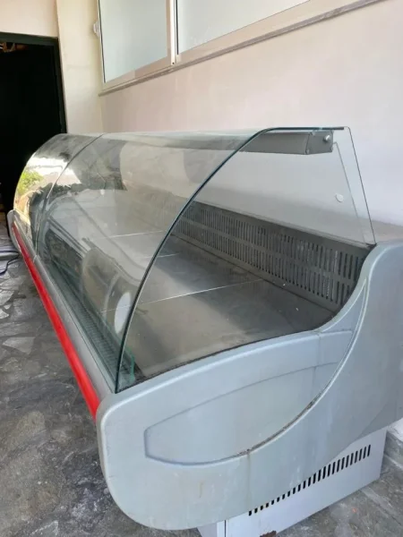 Tirane, shes Frigorifer Frigorifer Banak