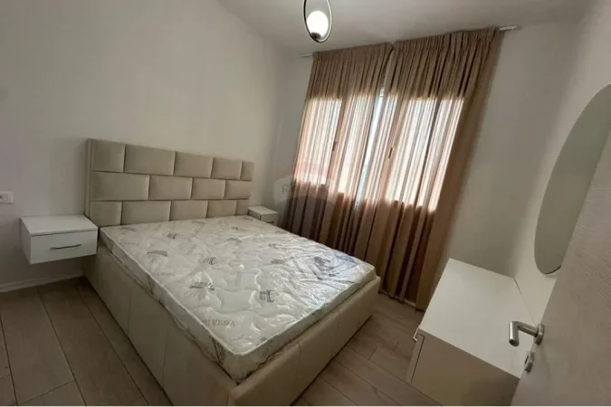 Tirane, jepet me qera apartament 2+1+Ballkon Kati 5, 81 m² 550 € (River Residence Astir)