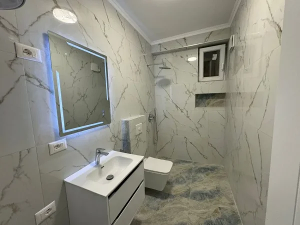 Tirane, shitet apartament 1+1 Kati 4, 63 m² 119.000 € (Kopshti Zoologjik)