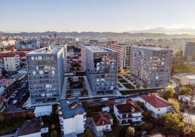 Tirane, jepet me qera dyqan Kati 0, 402 m² 3.300 € (DON BOSKO)