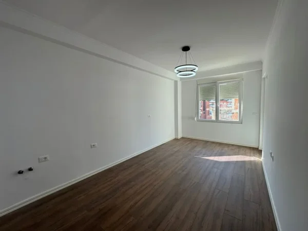 Tirane, shitet apartament 1+1 Kati 4, 63 m² 119.000 € (Kopshti Zoologjik)