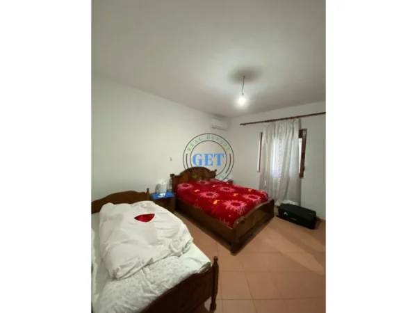 Durres, jepet me qera 1+1+Aneks+Ballkon Kati 2, 80 m² 300 € (Prane Galaktikut)