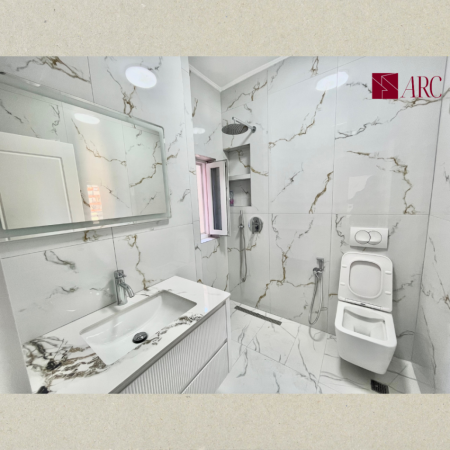Tirane, shitet apartament 2+1+Ballkon Kati 4, 81 m² 185.000 € (Rruga e Dibres, Medreseja, Tirane)