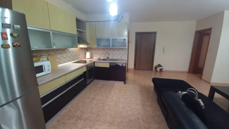 Tirane, jepet me qera apartament 2+1+Aneks+Ballkon Kati 7, 140 m² 750 € (Rruga Dervish Hima)