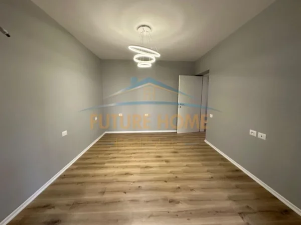 Tirane, shitet apartament 2+1 Kati 1, 75 m² 187.500 € (Myslym Shyri)