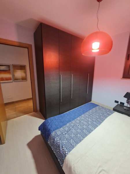 Tirane, jepet me qera apartament 1+1 Kati 7, 66 m² 700 € (Sheshi Wilson)