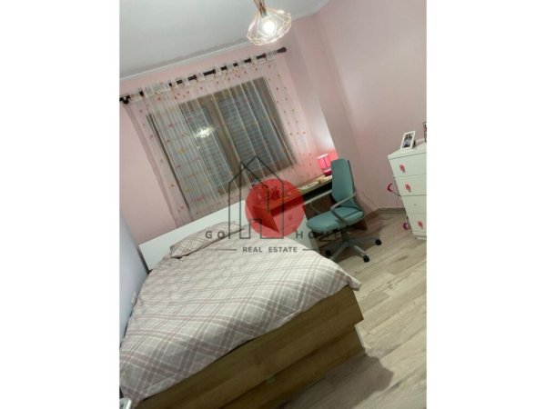 Tirane, shitet apartament 3+1 Kati 6, 107 m² 200.000 € (Pallati me Shigjeta)