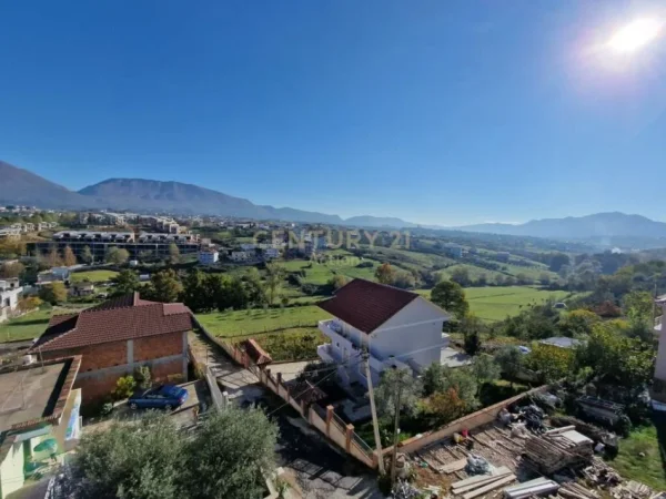 Tirane, jepet me qera hotel Kati 5, 677 m² 5.000 € (Farke)