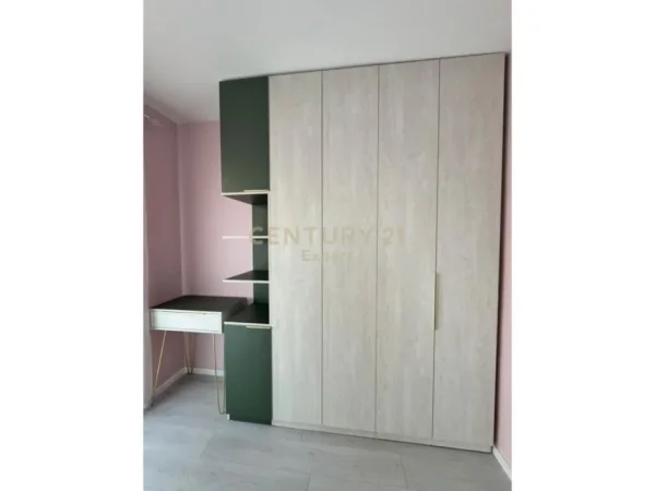 Tirane, jepet me qera apartament 2+1+Aneks+Ballkon Kati 2, 97 m² 800 € (Don Bosko)