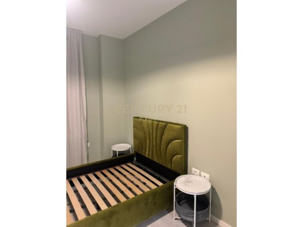 Tirane, jepet me qera apartament 2+1+Aneks+Ballkon Kati 2, 97 m² 800 € (Don Bosko)