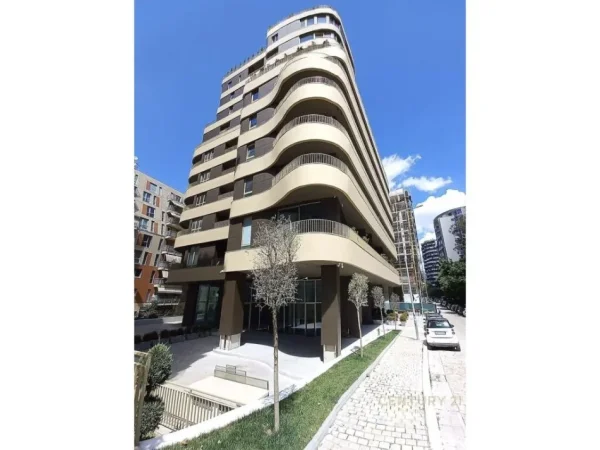 Tirane, jepet me qera apartament 3+1+Aneks+Ballkon Kati 7, 135 m² 2.300 € (Rr. Faik Konica)
