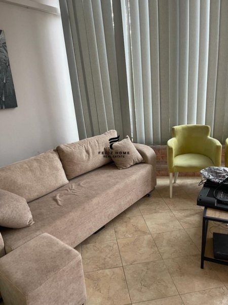 Tirane, jepet me qera apartament 3+1 Kati 2, 105 m² 1.000 € (KOPSHTI ZOOLOGJIK)