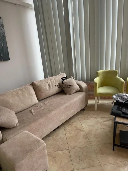 Tirane, jepet me qera apartament 3+1 Kati 2, 105 m² 1.000 € (KOPSHTI ZOOLOGJIK)