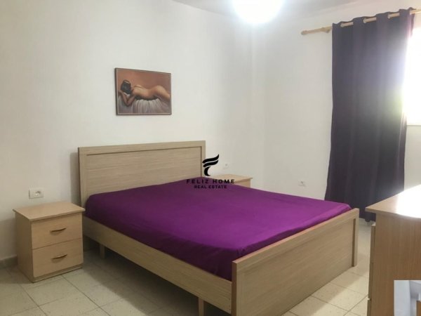 Tirane, jepet me qera apartament 1+1 Kati 1, 55 m² 400 € (LAPRAKE)