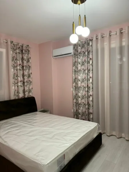 Tirane, jepet me qera apartament 2+1 Kati 2, 90 m² 800 € (Don Bosko, Trio Tower Residence)