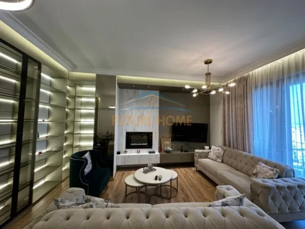 Tirane, jepet me qera apartament 2+1 Kati 11, 126 m² 1.450 € (Rruga e Elbasanit)