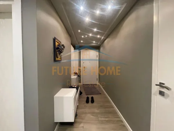 Tirane, shitet apartament 2+1+Ballkon Kati 4, 98 m² 235.000 € (Liqeni Thate)