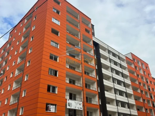 Tirane, shitet apartament 1+1 Kati 5, 72 m² 90.000 € (Yzberisht)