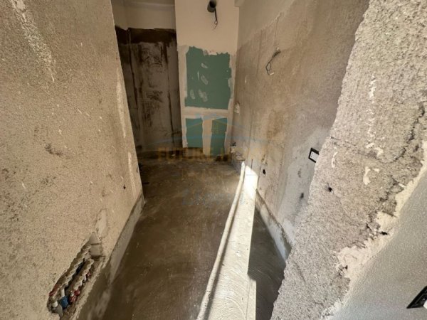 Tirane, shitet apartament 1+1+Ballkon Kati 1, 54 m² 140.000 € (Liqeni Thate)