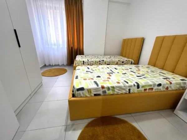 Tirane, jepet me qera apartament 2+1 Kati 2, 110 m² 800 € (Rezidenca Kodra e Diellit)