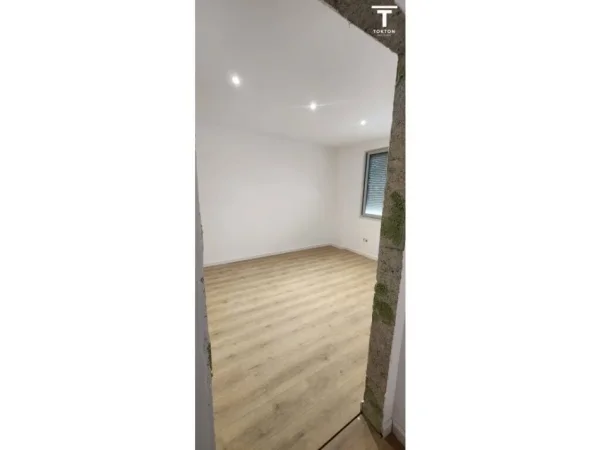 Tirane, shitet apartament 2+1 Kati 2, 102 m² 160.000 € 